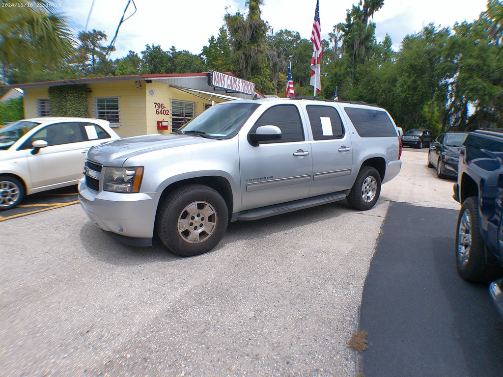 chevrolet suburban 2013 1GNSCJE00DR157051 image chevrolet suburban 2013 1GNSCJE00DR157051 image