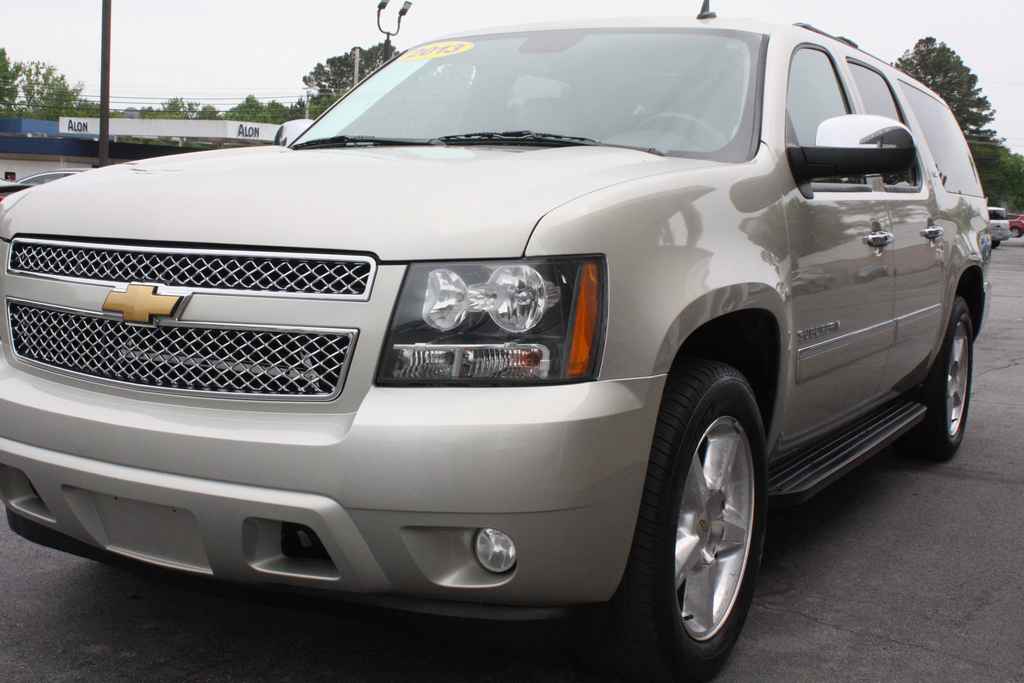 chevrolet suburban 2013 1GNSCKE07DR164827 image chevrolet suburban 2013 1GNSCKE07DR164827 image