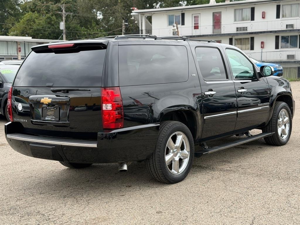 chevrolet suburban 2013 1GNSKKE73DR162976 image chevrolet suburban 2013 1GNSKKE73DR162976 image