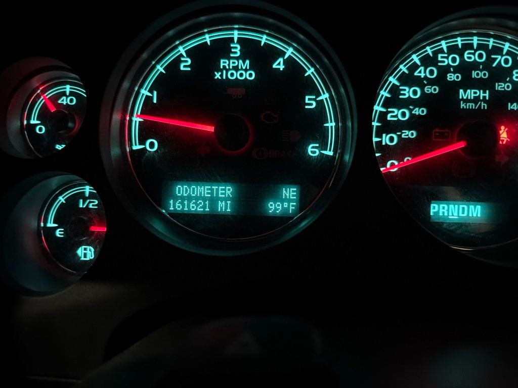 chevrolet suburban 2013 1GNSCKE08DR285222 image chevrolet suburban 2013 1GNSCKE08DR285222 image