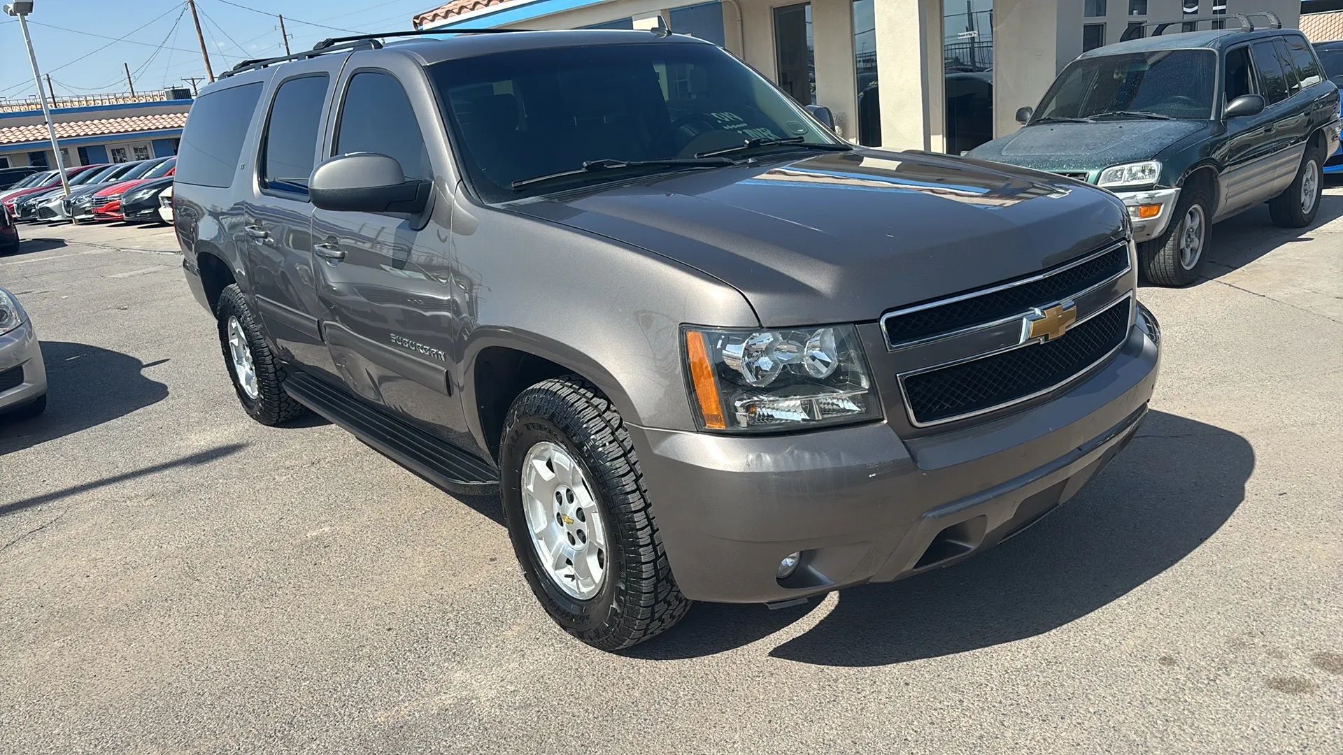 chevrolet suburban 2014 1GNSCJE08ER241815 image chevrolet suburban 2014 1GNSCJE08ER241815 image