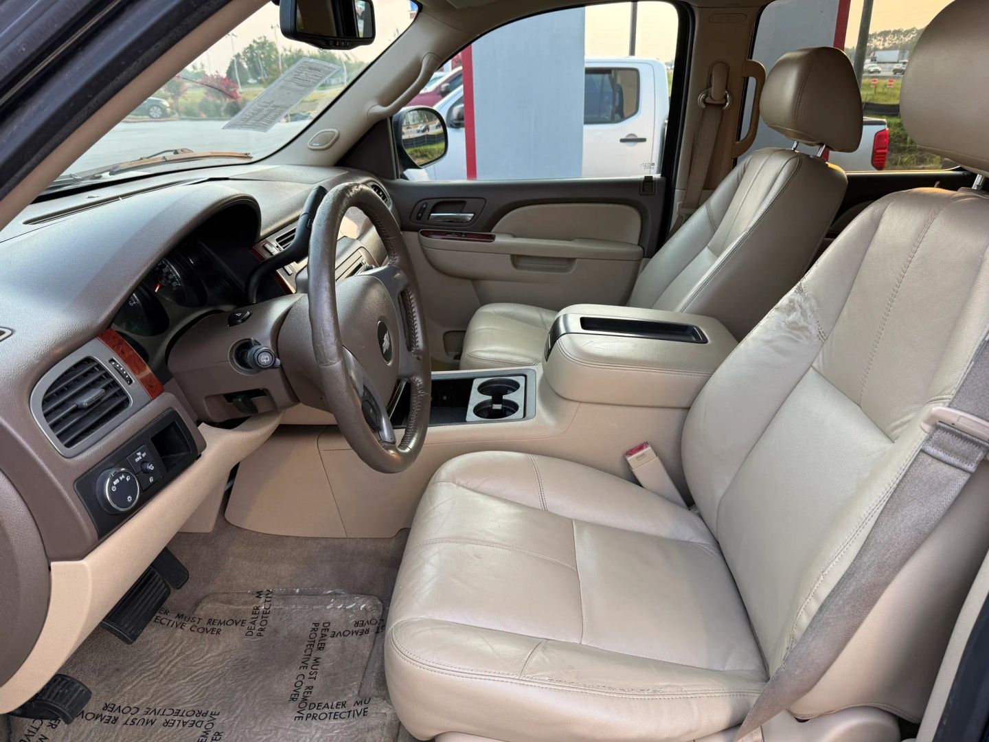 chevrolet suburban 2014 1GNSCJE08ER104261 image chevrolet suburban 2014 1GNSCJE08ER104261 image