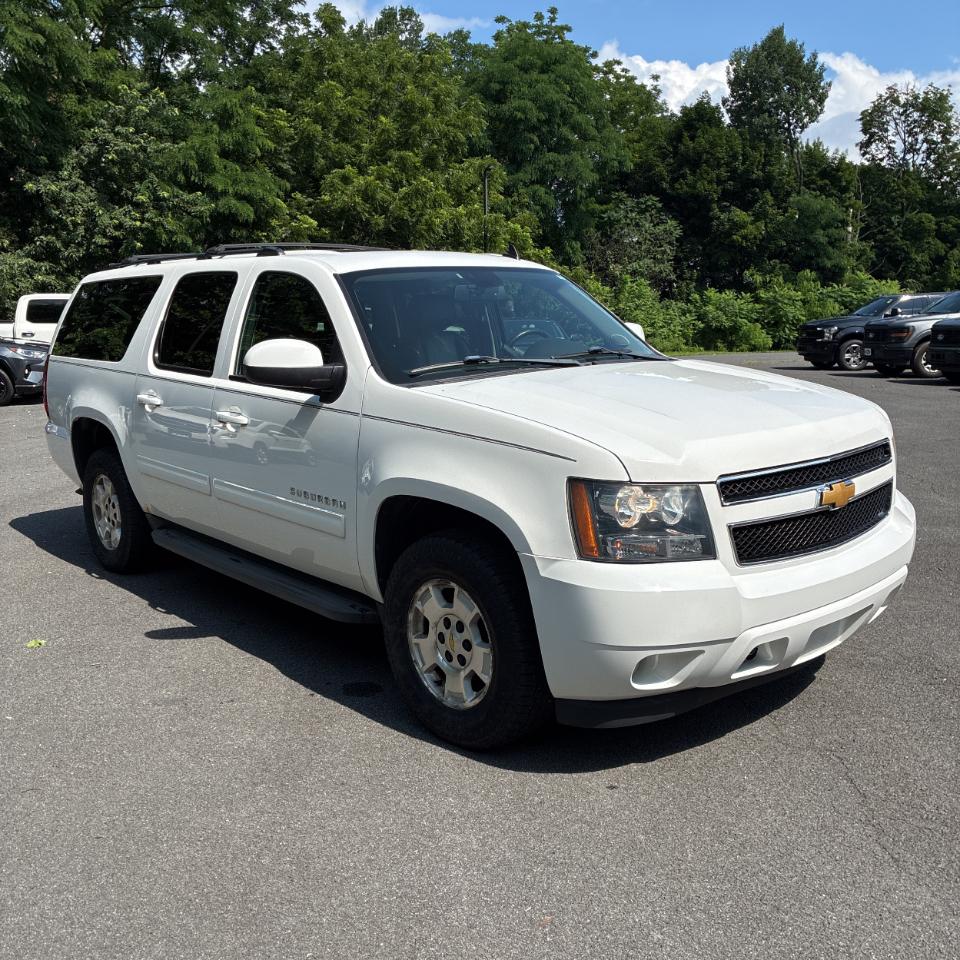 chevrolet suburban 2014 1GNSKHE70ER145136 image chevrolet suburban 2014 1GNSKHE70ER145136 image