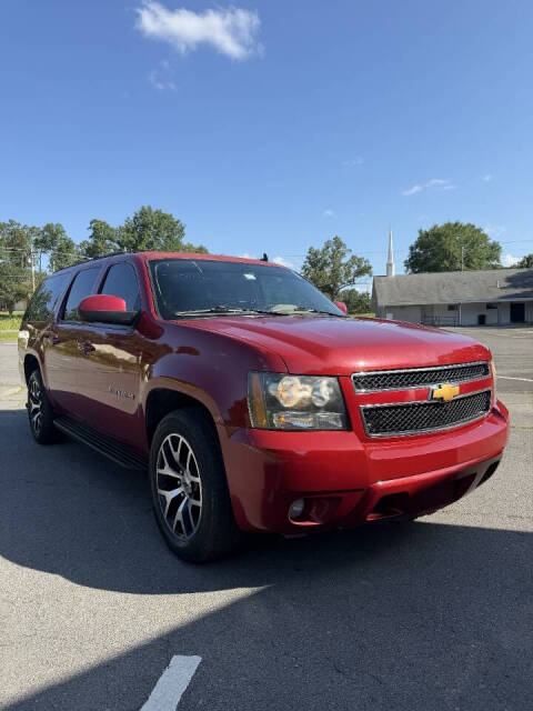 chevrolet suburban 2014 1GNSCJE06ER204536 image chevrolet suburban 2014 1GNSCJE06ER204536 image