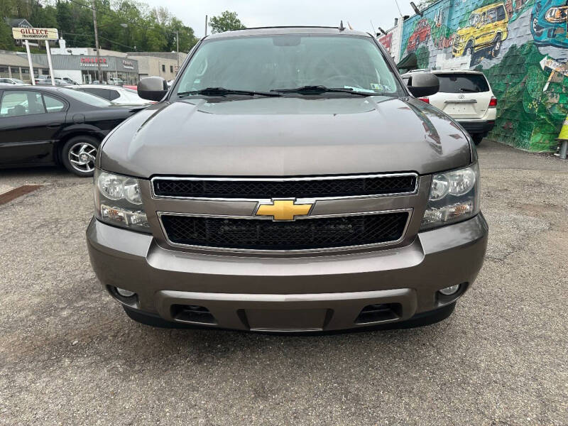 chevrolet suburban 2014 1GNSKJE70ER163871 image chevrolet suburban 2014 1GNSKJE70ER163871 image
