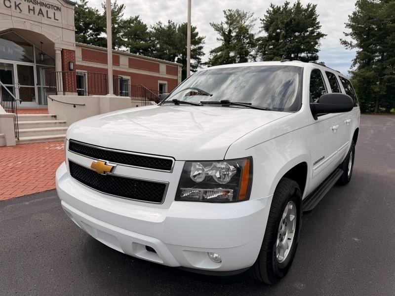 chevrolet suburban 2014 1GNSKJE7XER164235 image chevrolet suburban 2014 1GNSKJE7XER164235 image