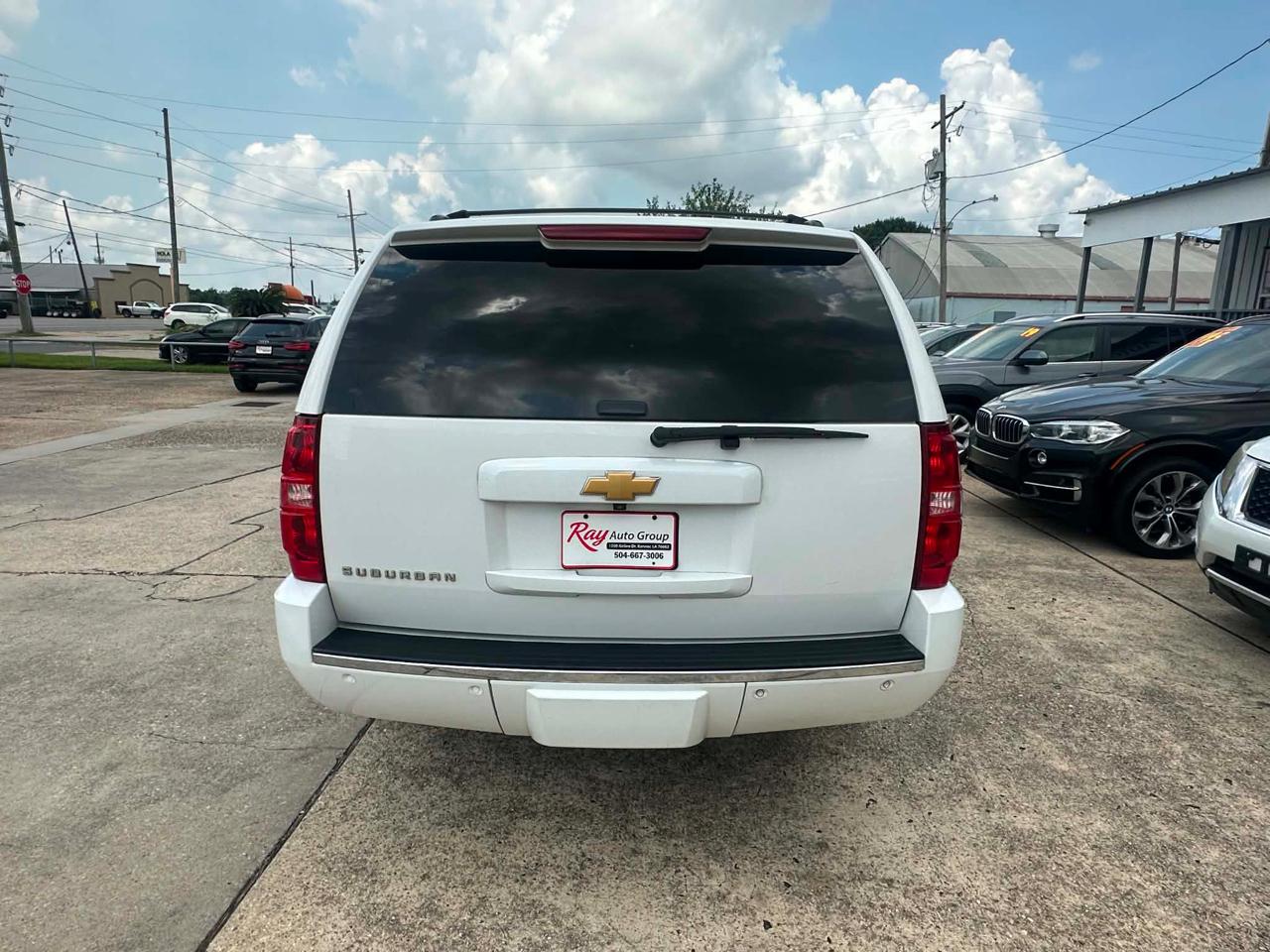 chevrolet suburban 2014 1GNSCKE06ER104300 image chevrolet suburban 2014 1GNSCKE06ER104300 image