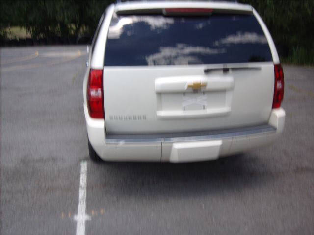 chevrolet suburban 2014 1GNSKKE7XER183731 image chevrolet suburban 2014 1GNSKKE7XER183731 image