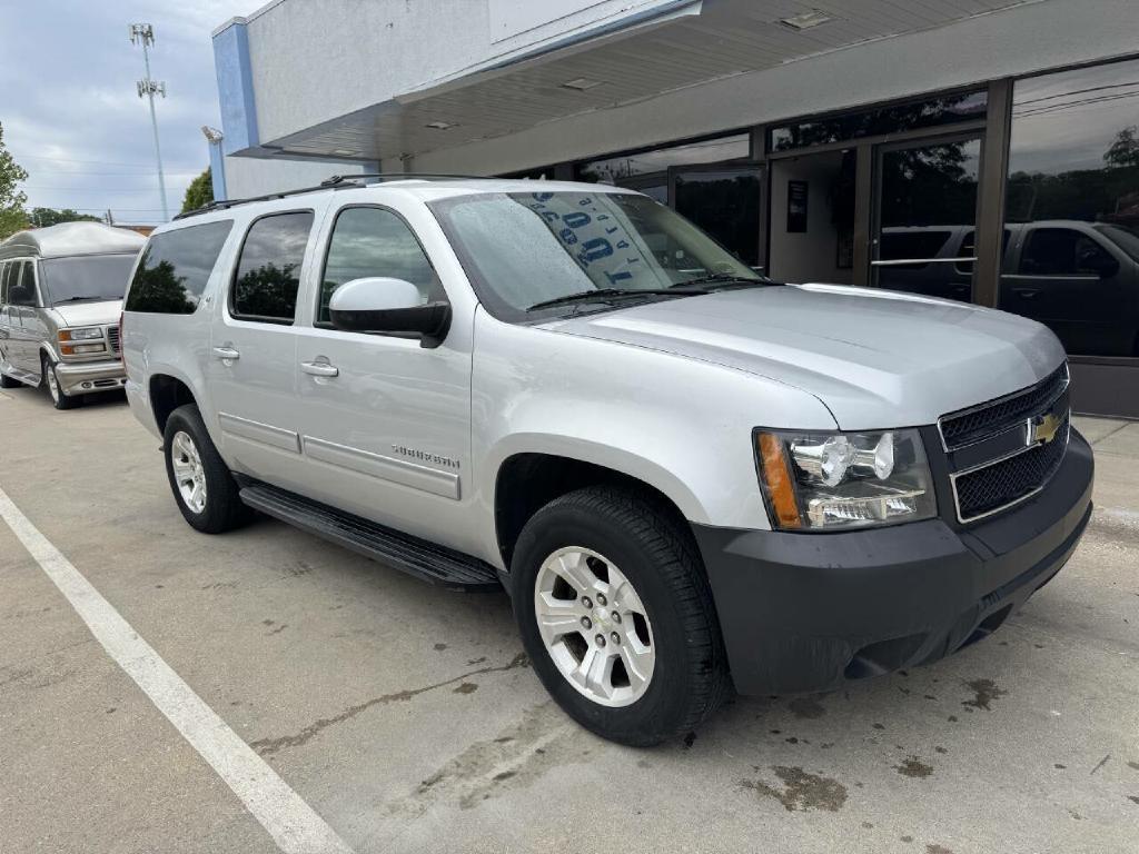 chevrolet suburban 2014 1GNSKJE7XER163988 image chevrolet suburban 2014 1GNSKJE7XER163988 image