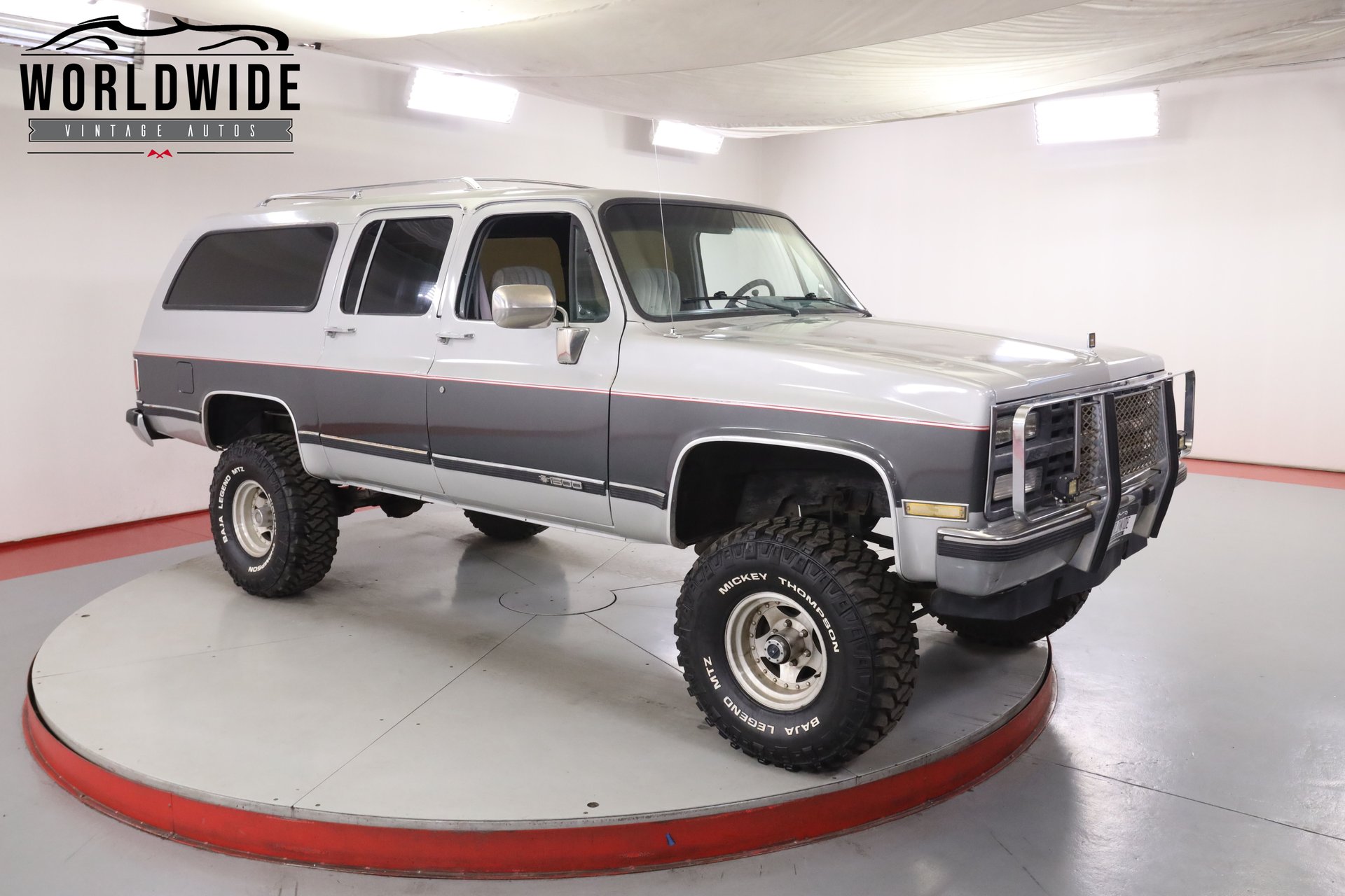 chevrolet suburban 1990 1GNEV16K7LF118884 image chevrolet suburban 1990 1GNEV16K7LF118884 image