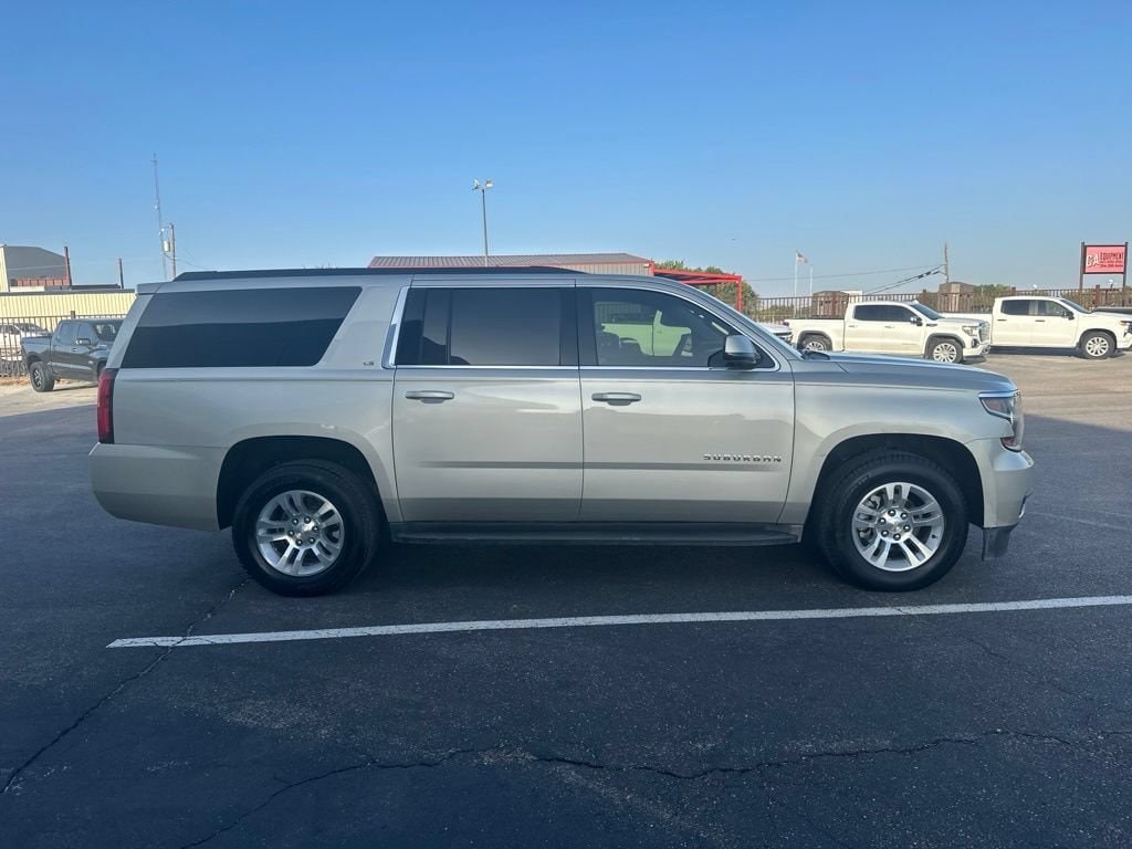 chevrolet suburban 2015 1GNSCHKC5FR734117 image chevrolet suburban 2015 1GNSCHKC5FR734117 image