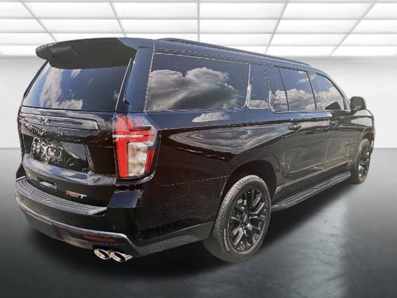 chevrolet suburban 2022 1GNSKEKL1NR300986 image chevrolet suburban 2022 1GNSKEKL1NR300986 image