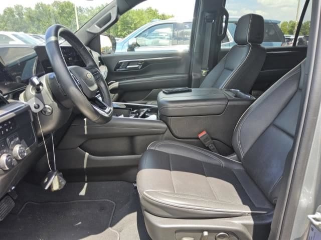 chevrolet suburban 2025 1GNS6FRD7SR227644 image chevrolet suburban 2025 1GNS6FRD7SR227644 image