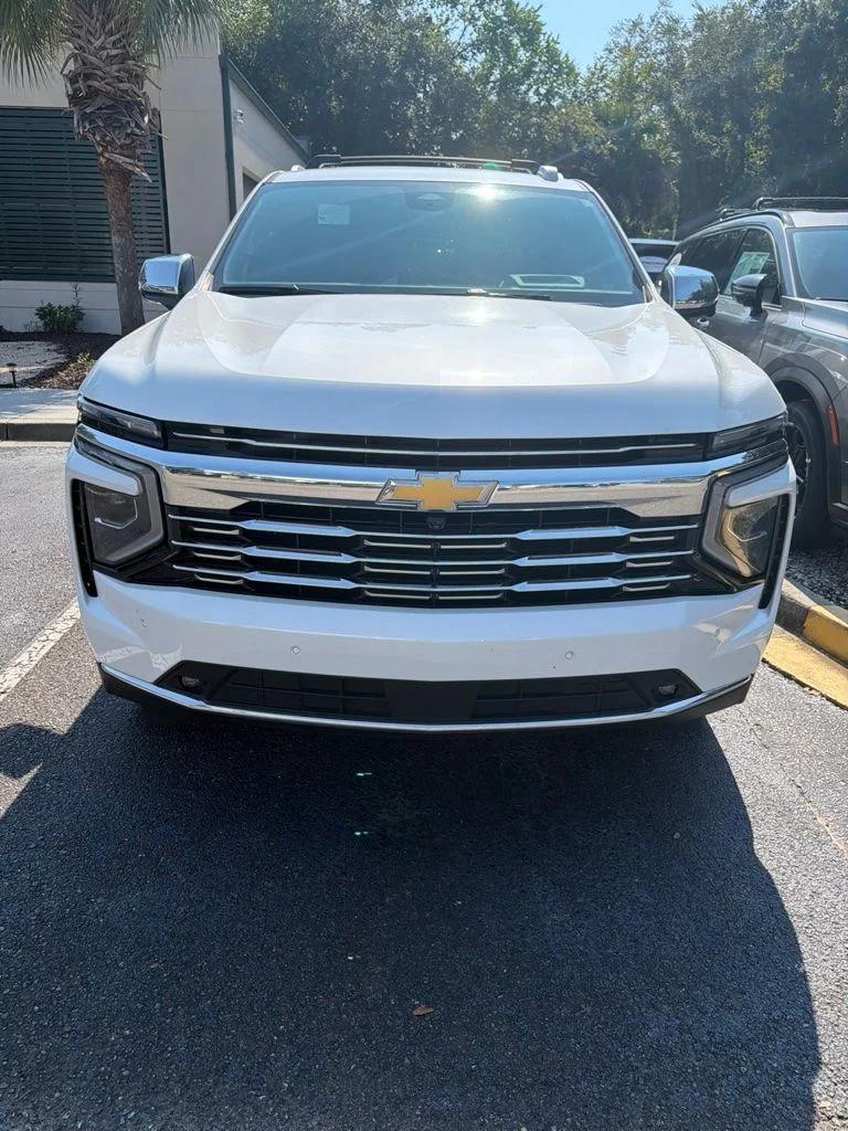 chevrolet suburban 2025 1GNS6FRDXSR150350 image chevrolet suburban 2025 1GNS6FRDXSR150350 image