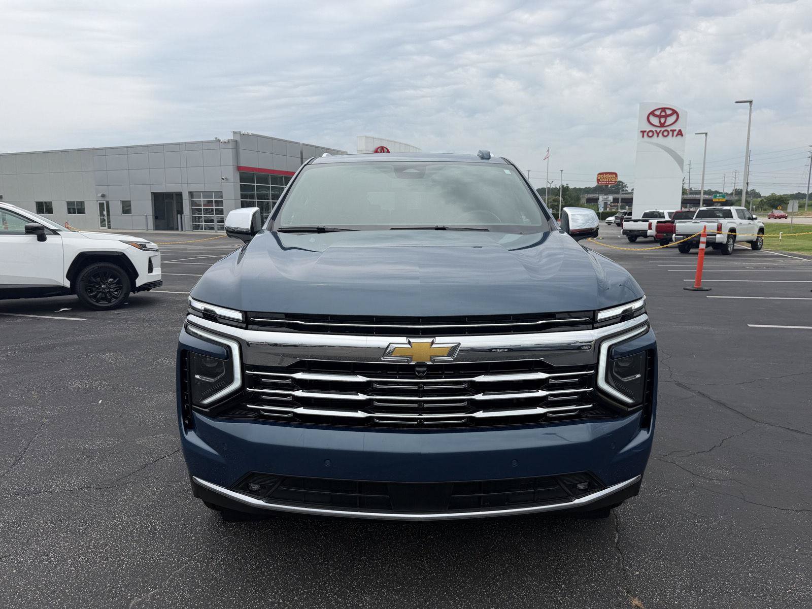 chevrolet suburban 2025 1GNS6FRD4SR278079 image chevrolet suburban 2025 1GNS6FRD4SR278079 image