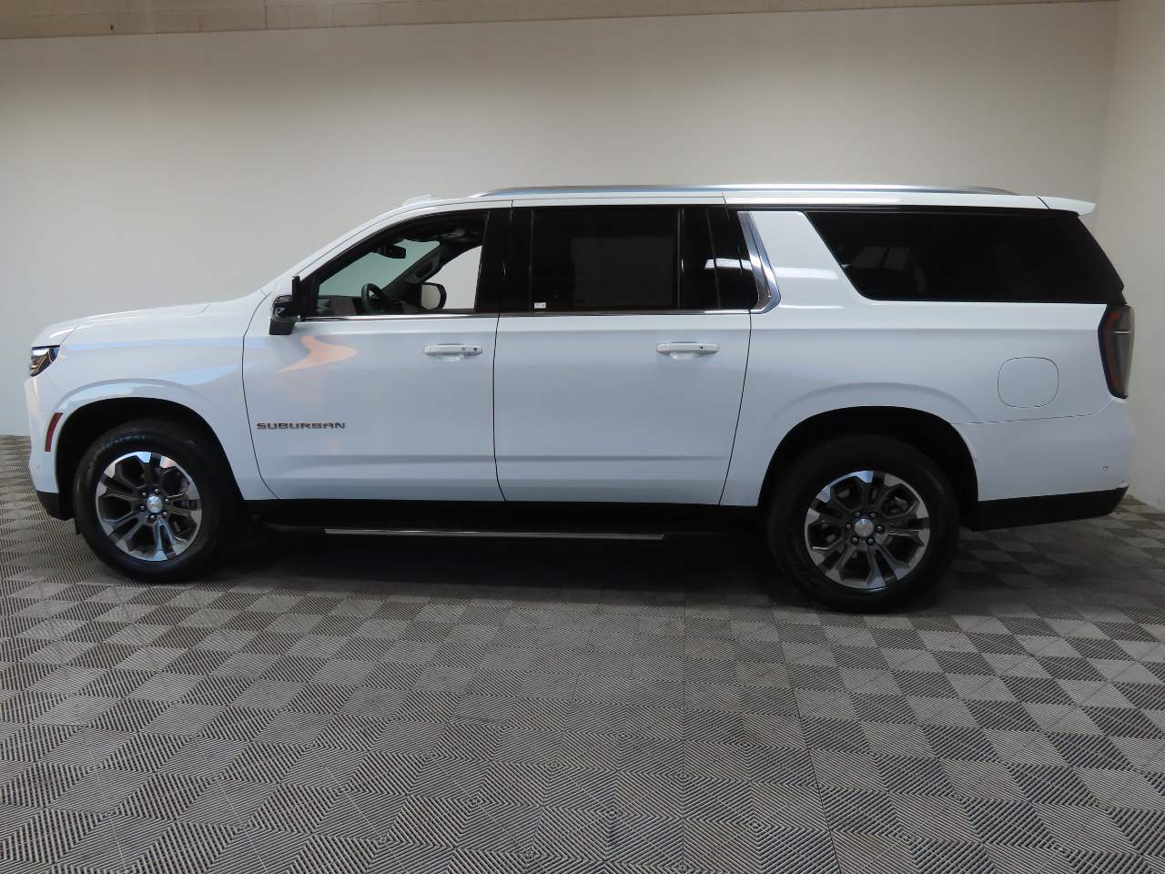 chevrolet suburban 2025 1GNS6CRDXSR251385 image chevrolet suburban 2025 1GNS6CRDXSR251385 image