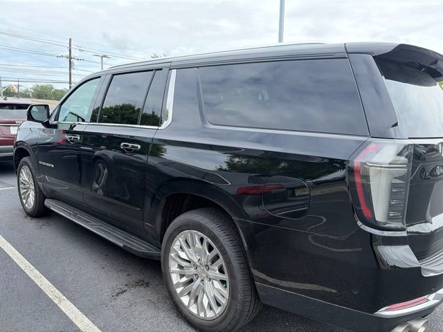 chevrolet suburban 2025 1GNS6FRD1SR183074 image chevrolet suburban 2025 1GNS6FRD1SR183074 image
