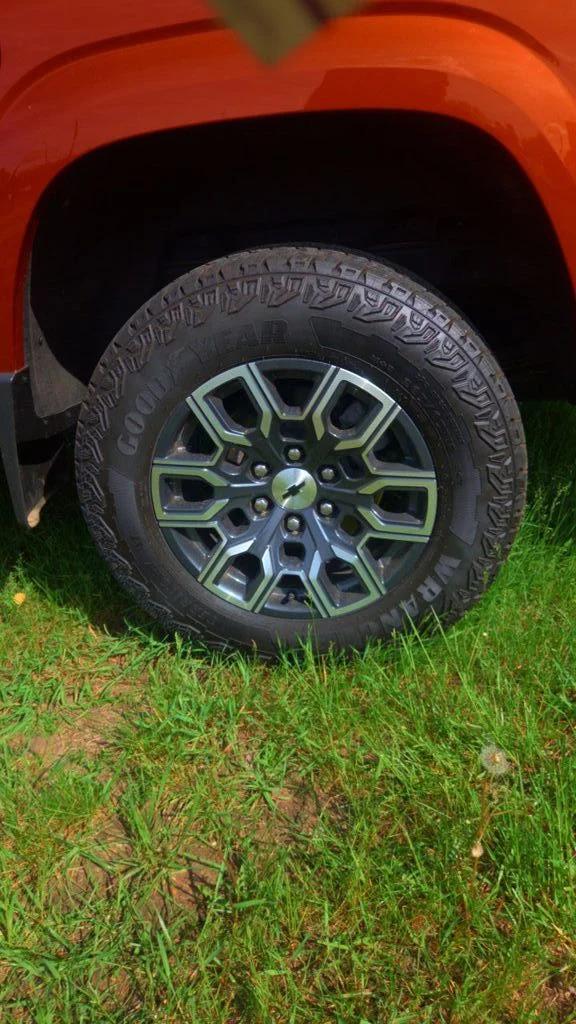 chevrolet colorado 2023 1GCPTDEK8P1127185 image chevrolet colorado 2023 1GCPTDEK8P1127185 image