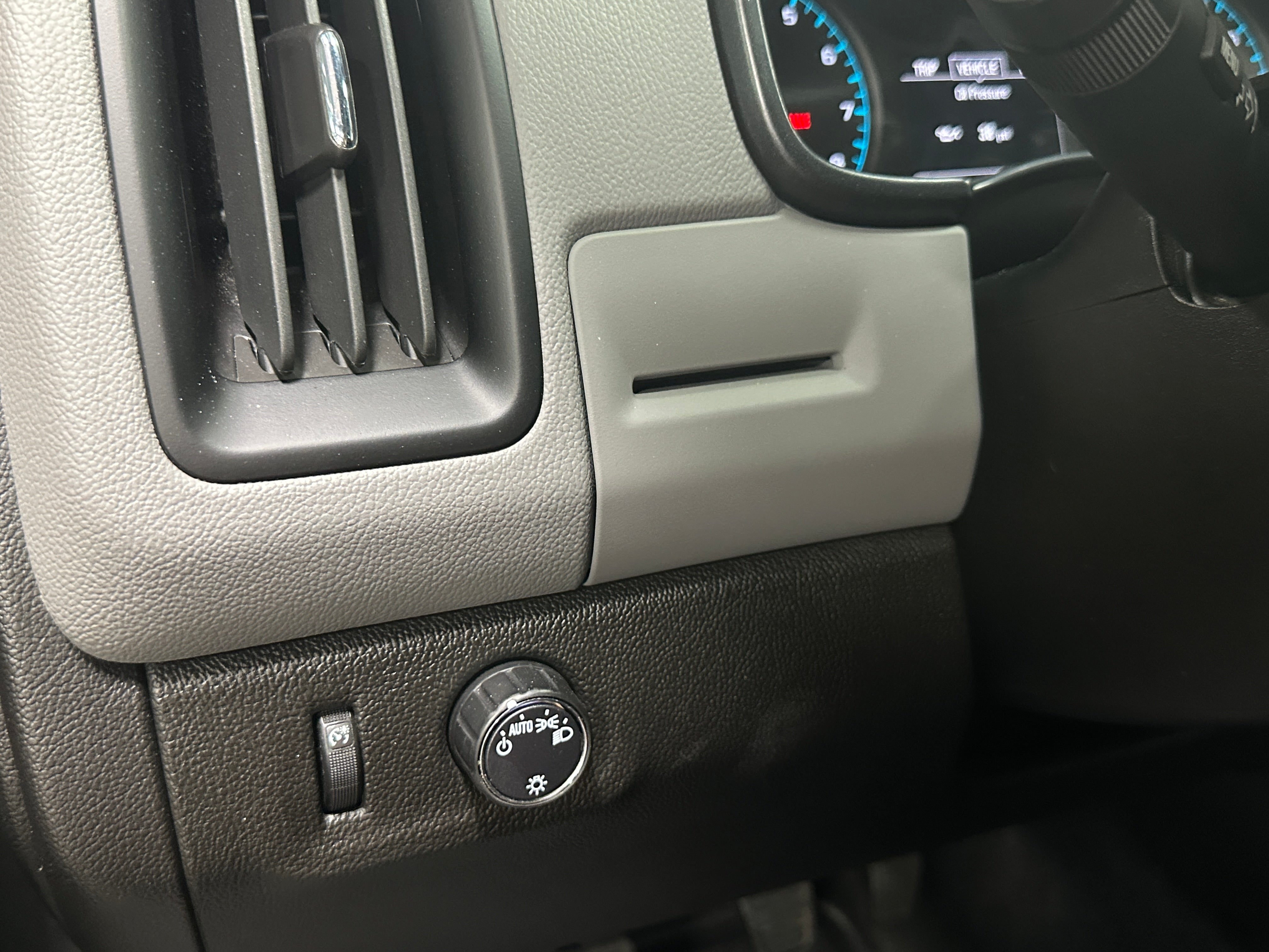 chevrolet colorado 2018 1GCHSAEAXJ1101157 image chevrolet colorado 2018 1GCHSAEAXJ1101157 image