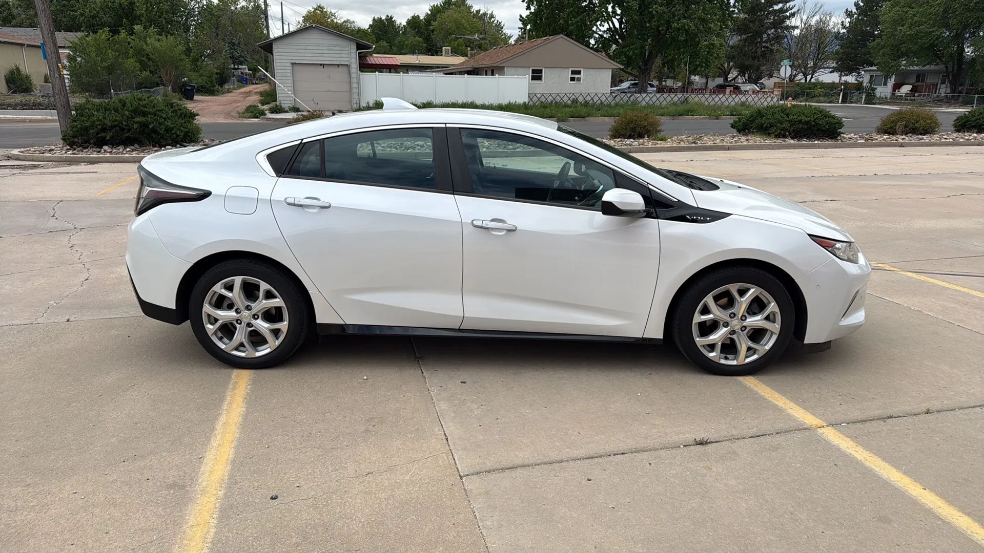 chevrolet volt 2017 1G1RB6S53HU104136 image chevrolet volt 2017 1G1RB6S53HU104136 image