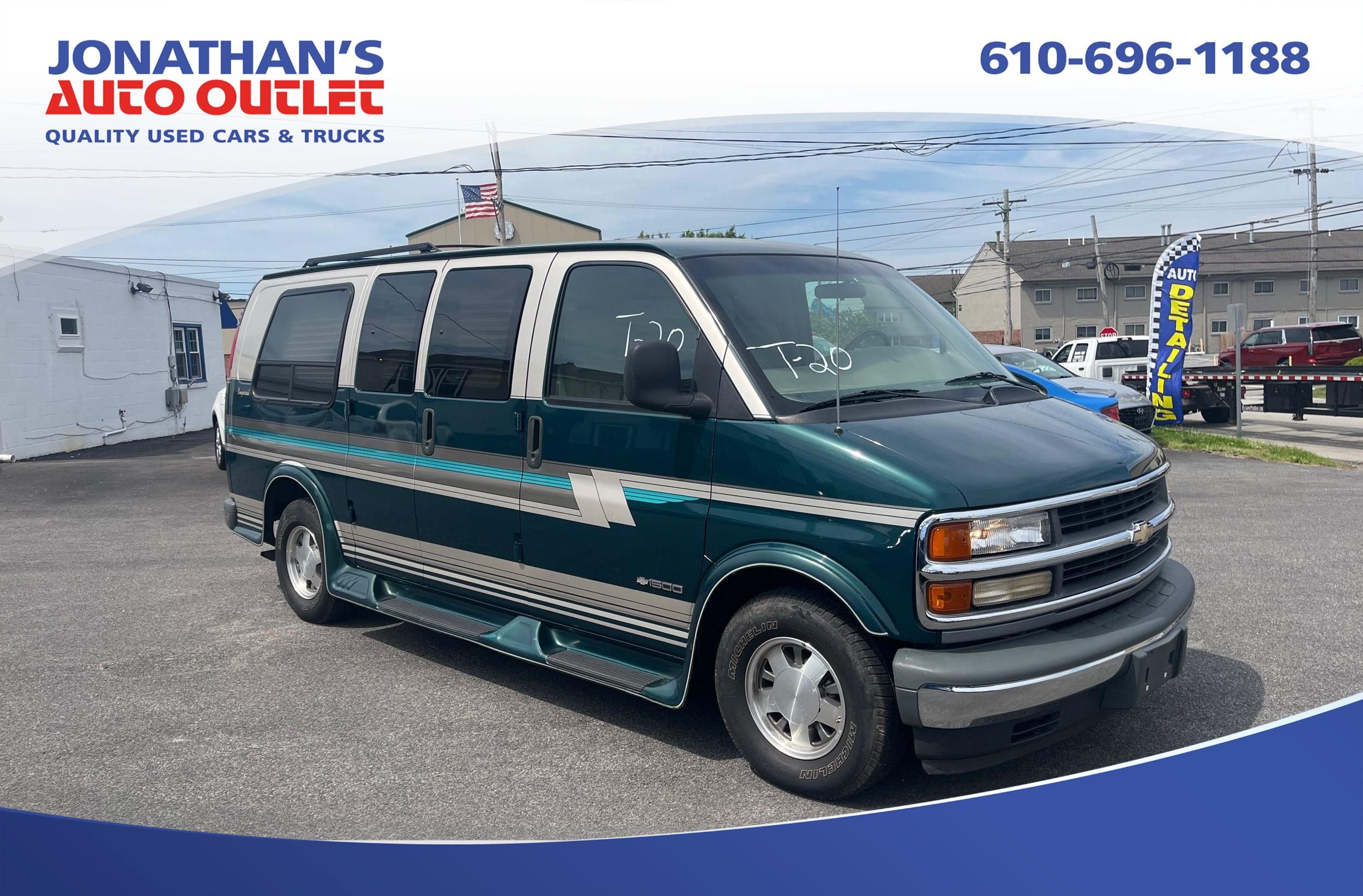 chevrolet express 1998 1GBFG15RXW1094897 image chevrolet express 1998 1GBFG15RXW1094897 image