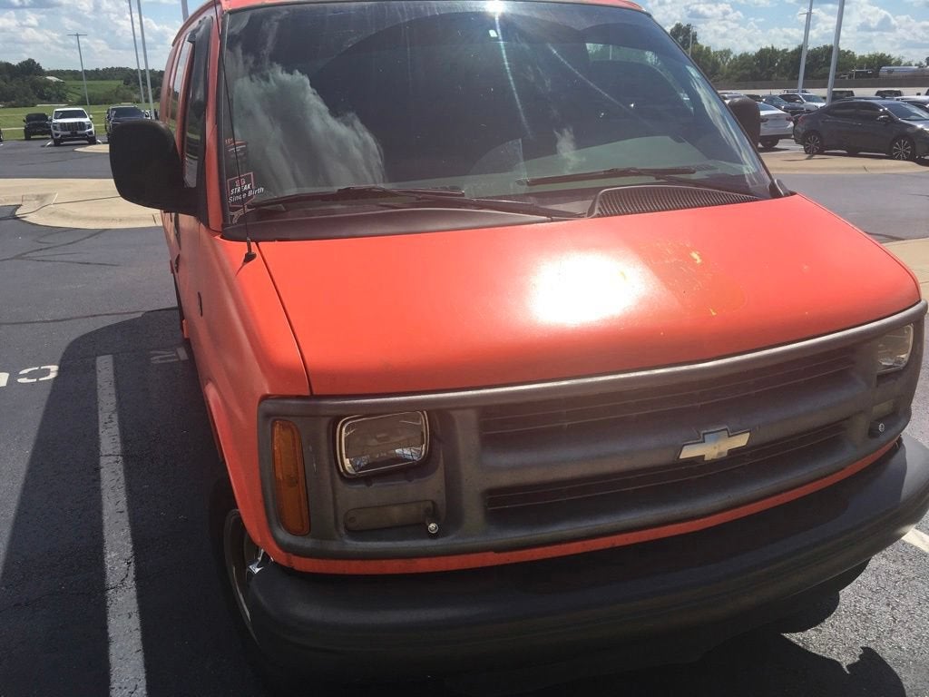 chevrolet express 1997 1GCGG29R7V1051858 image chevrolet express 1997 1GCGG29R7V1051858 image