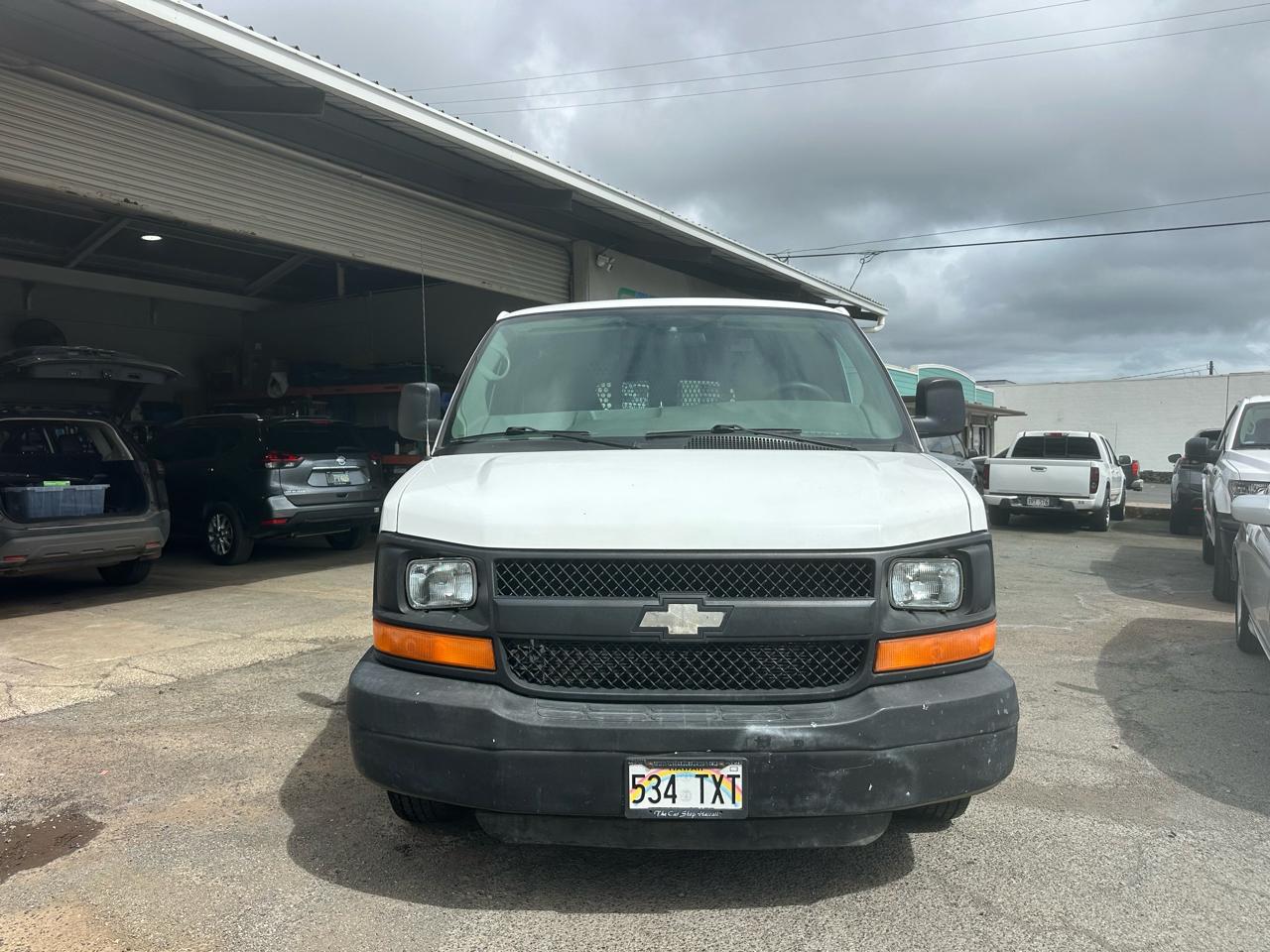 chevrolet express 2004 1GCFG15X441211560 image chevrolet express 2004 1GCFG15X441211560 image