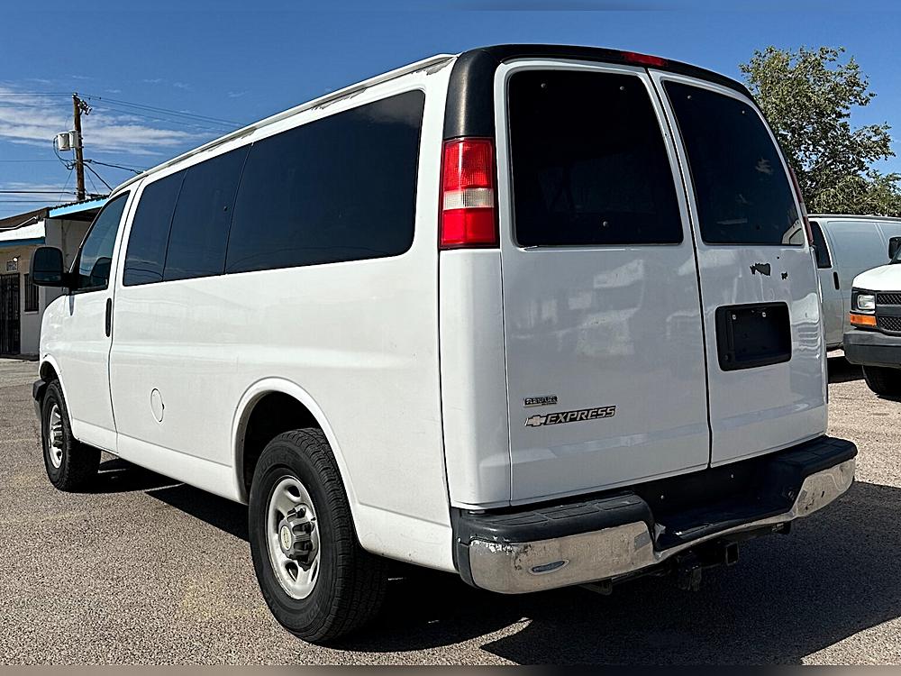 chevrolet express 2011 1GAWGRFA7B1132866 image chevrolet express 2011 1GAWGRFA7B1132866 image