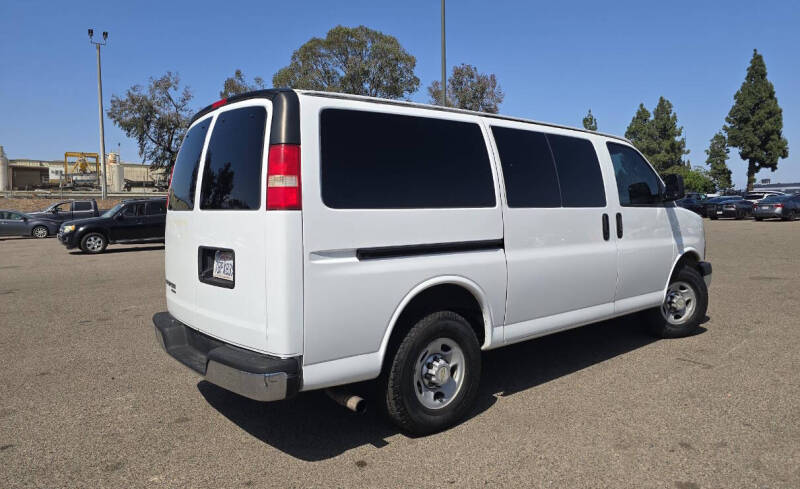 chevrolet express 2013 1GAWGPFA4D1169705 image chevrolet express 2013 1GAWGPFA4D1169705 image