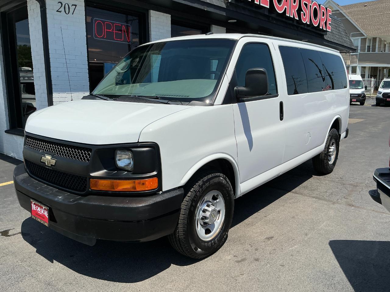 chevrolet express 2013 1GAWGPFA2D1163336 image chevrolet express 2013 1GAWGPFA2D1163336 image