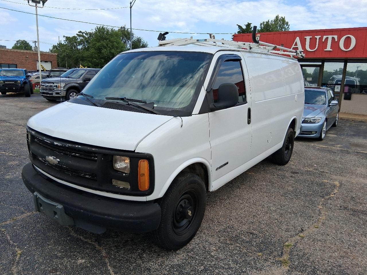 chevrolet express 2000 1GCHG35RXY1215866 image chevrolet express 2000 1GCHG35RXY1215866 image