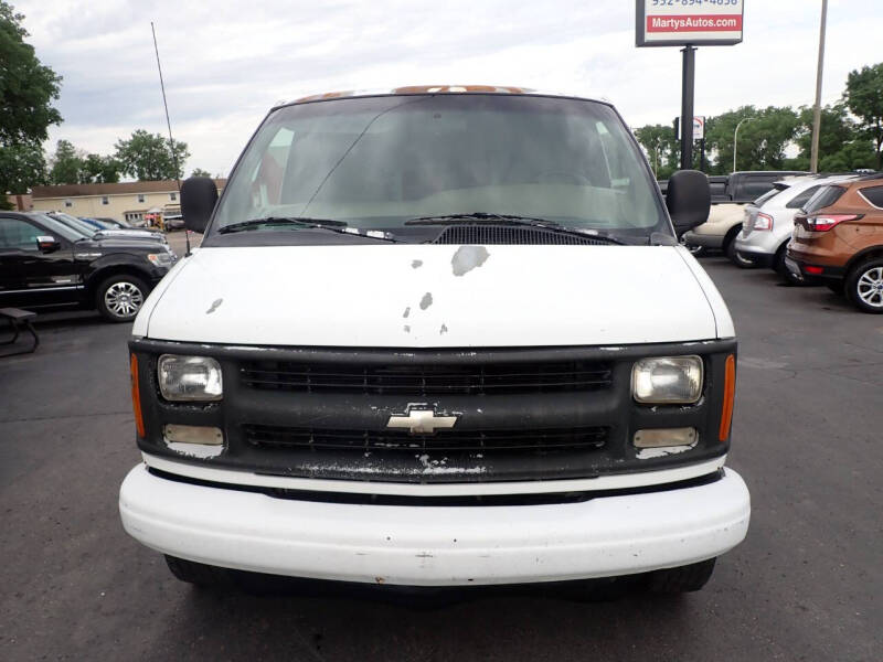chevrolet express 2000 1GCHG35R3Y1102468 image chevrolet express 2000 1GCHG35R3Y1102468 image