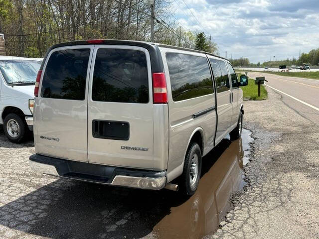 chevrolet express 2005 1GAHG39U151133320 image chevrolet express 2005 1GAHG39U151133320 image