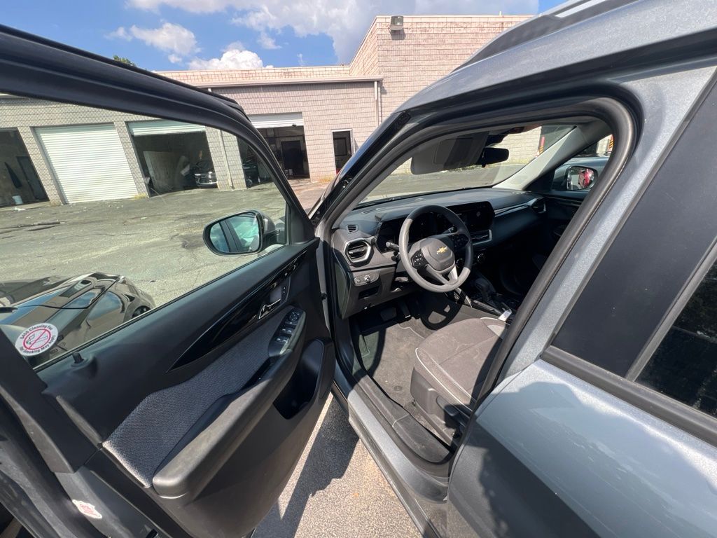 chevrolet trailblazer 2025 KL79MRSL5SB214364 image chevrolet trailblazer 2025 KL79MRSL5SB214364 image