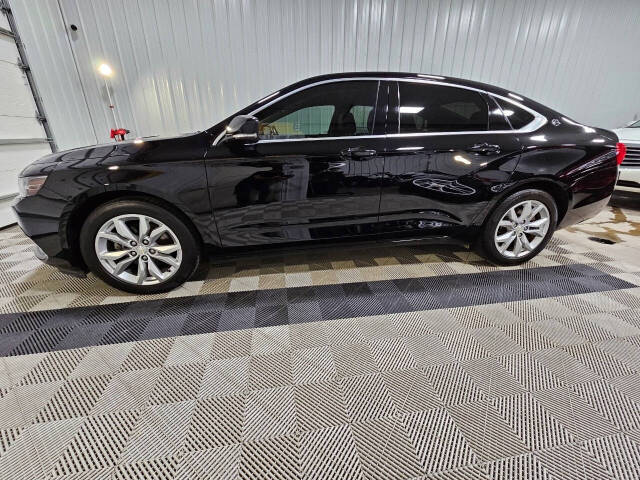 chevrolet impala 2017 1G1105S33HU193511 image chevrolet impala 2017 1G1105S33HU193511 image