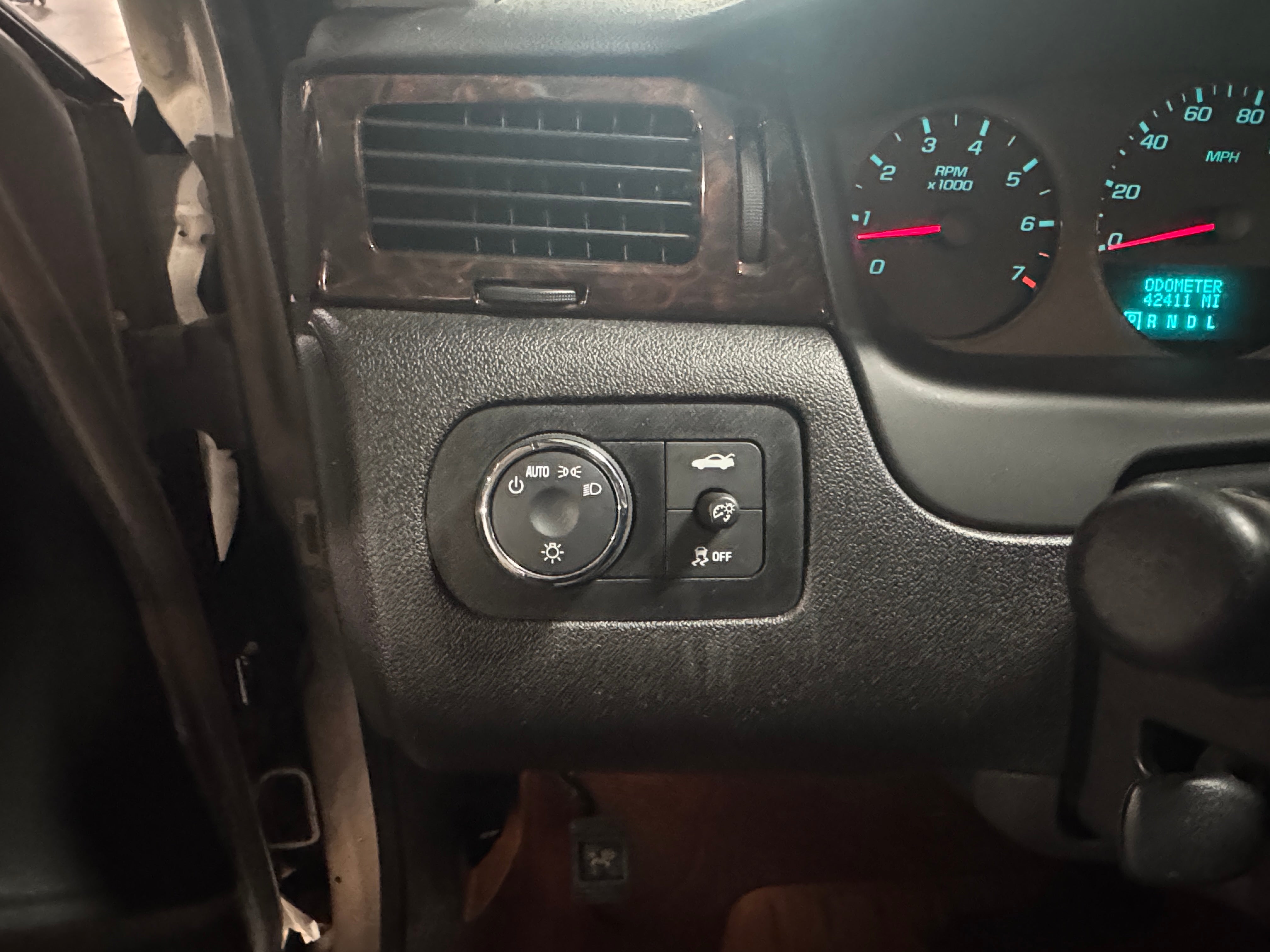 chevrolet impala 2013 2G1WF5E34D1266049 image chevrolet impala 2013 2G1WF5E34D1266049 image