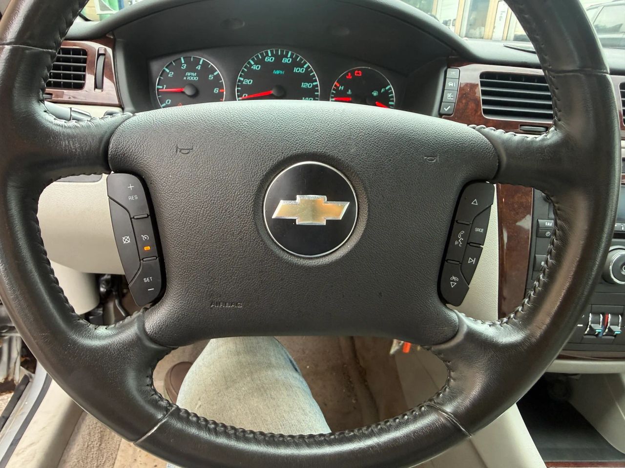 chevrolet impala 2010 2G1WB5EK6A1202805 image chevrolet impala 2010 2G1WB5EK6A1202805 image
