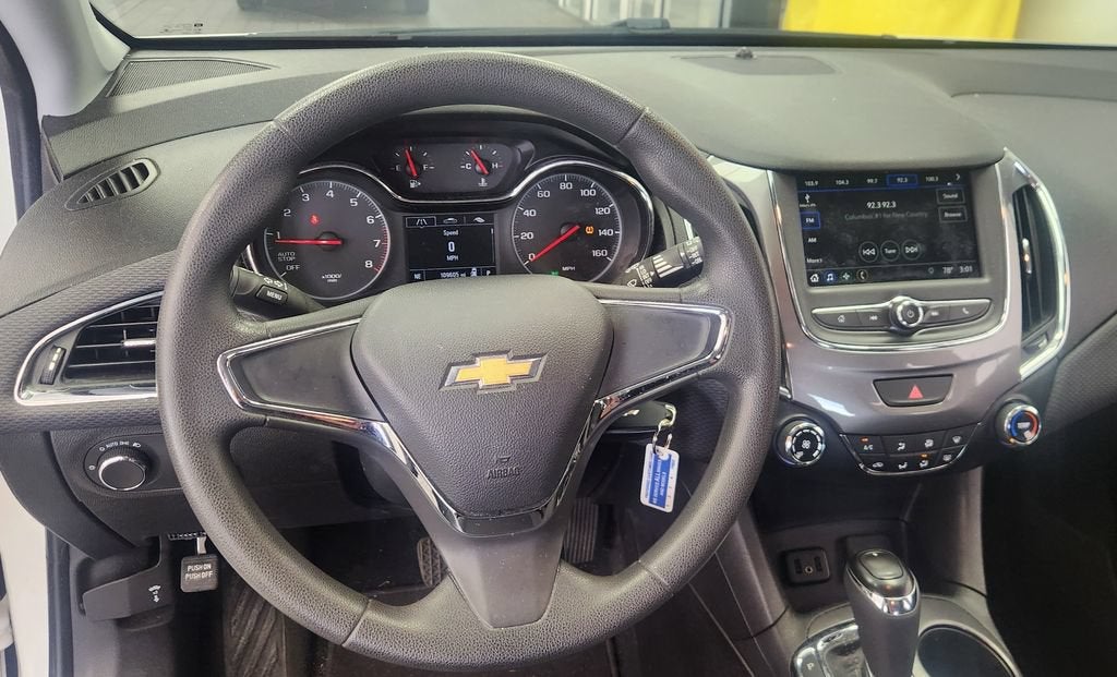 chevrolet cruze 2019 3G1BC6SM8KS602359 image chevrolet cruze 2019 3G1BC6SM8KS602359 image