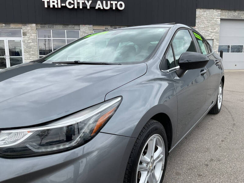 chevrolet cruze 2018 1G1BE5SM7J7217022 image chevrolet cruze 2018 1G1BE5SM7J7217022 image