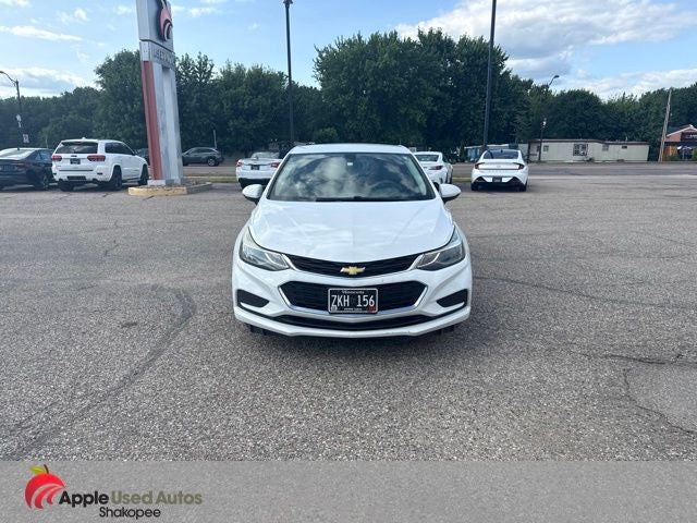 chevrolet cruze 2018 1G1BE5SM0J7146553 image chevrolet cruze 2018 1G1BE5SM0J7146553 image