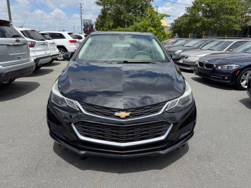 chevrolet cruze 2018 1G1BE5SM9J7242004 image chevrolet cruze 2018 1G1BE5SM9J7242004 image