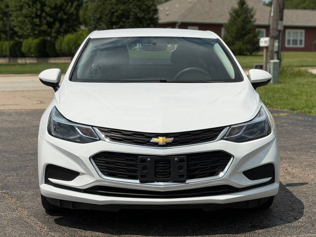 chevrolet cruze 2018 1G1BE5SM9J7148768 image chevrolet cruze 2018 1G1BE5SM9J7148768 image