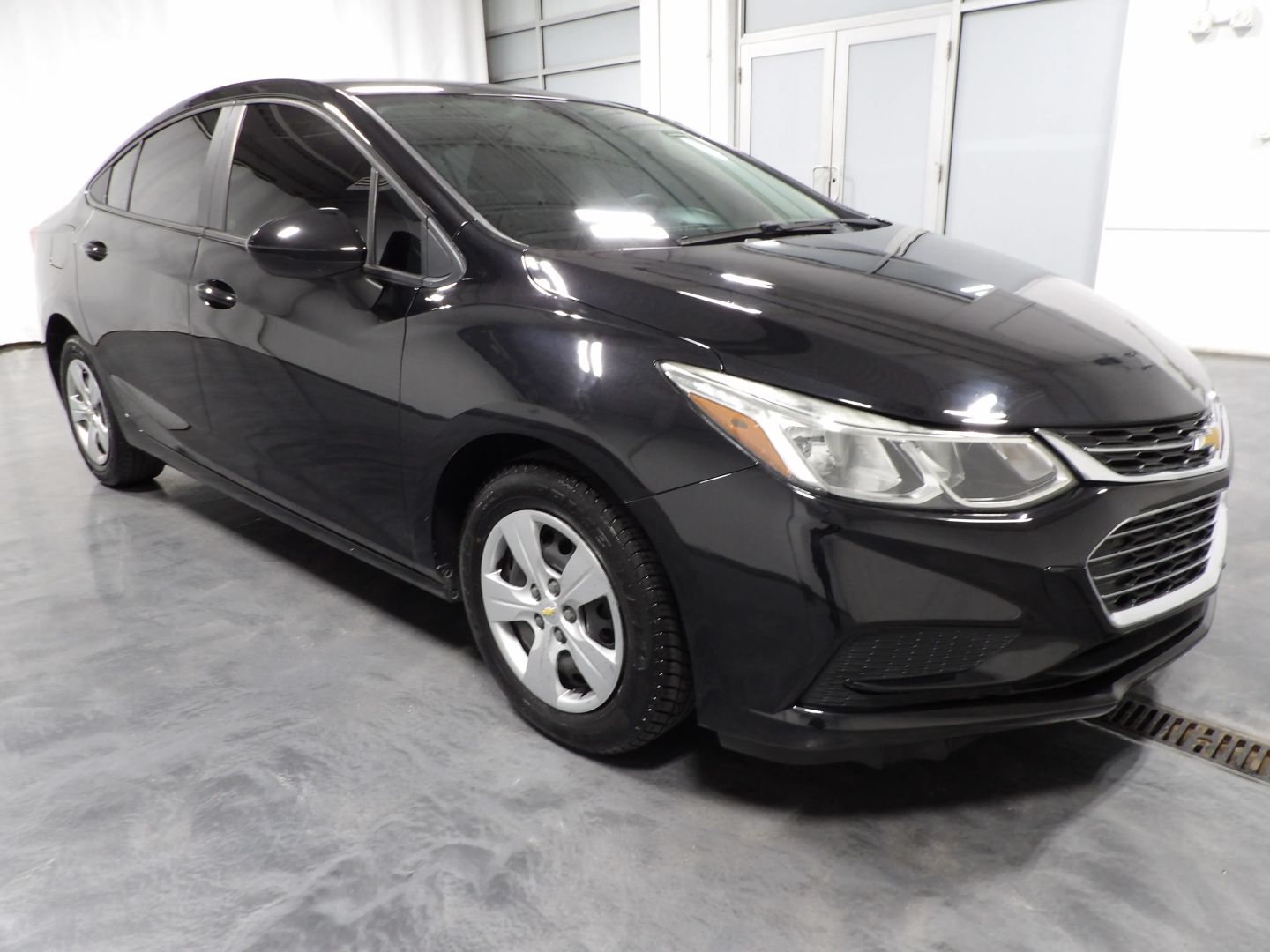 chevrolet cruze 2018 1G1BC5SM8J7225197 image chevrolet cruze 2018 1G1BC5SM8J7225197 image