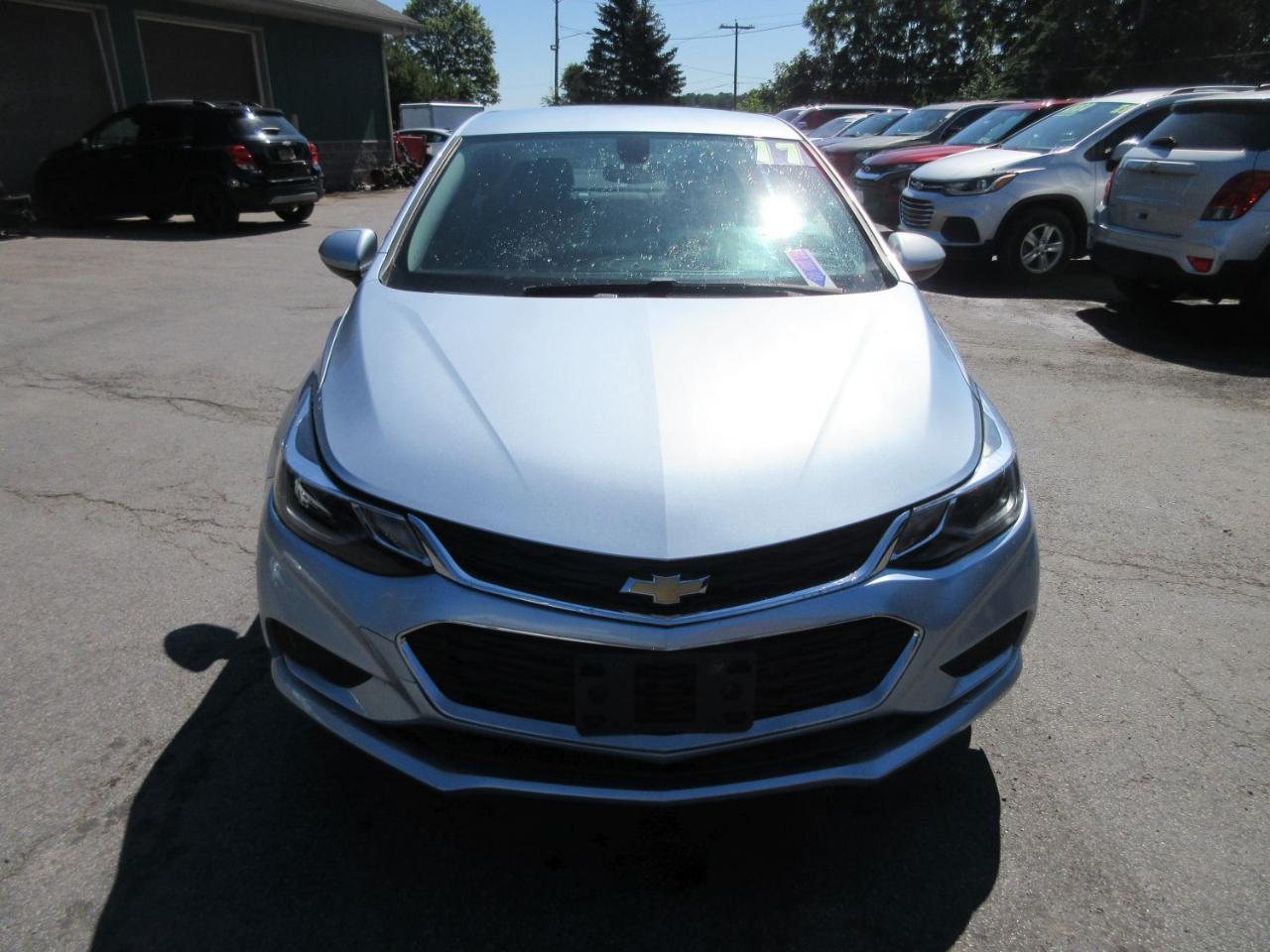chevrolet cruze 2017 1G1BE5SM0H7146398 image chevrolet cruze 2017 1G1BE5SM0H7146398 image