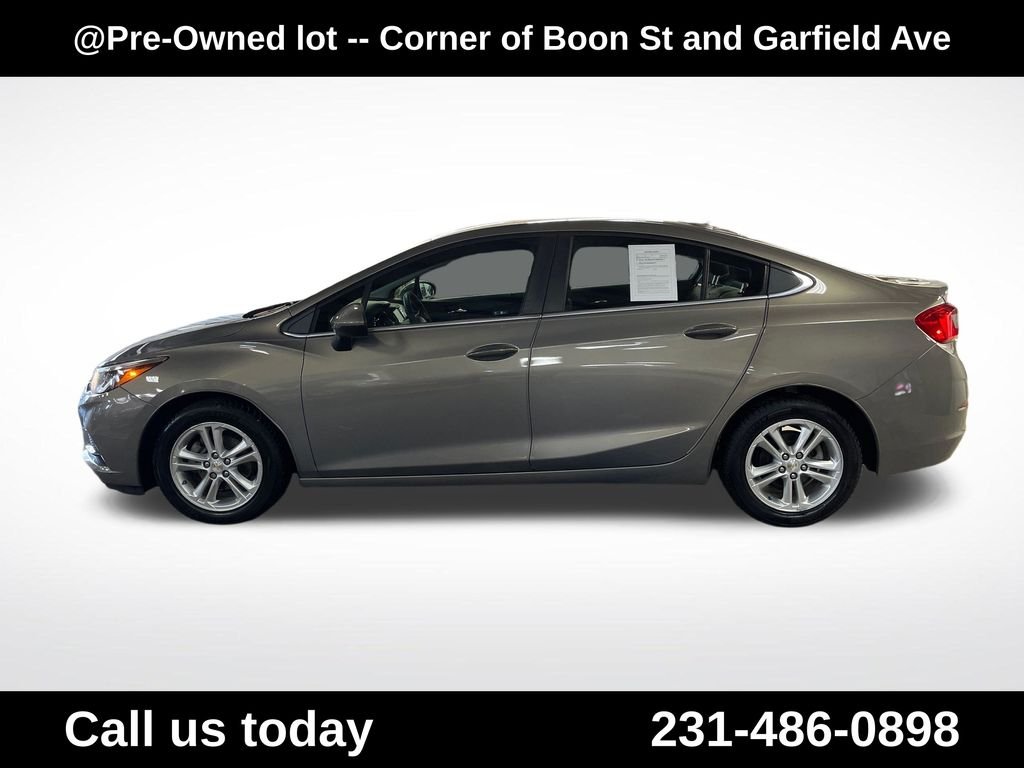 chevrolet cruze 2017 1G1BE5SM9H7126179 image chevrolet cruze 2017 1G1BE5SM9H7126179 image