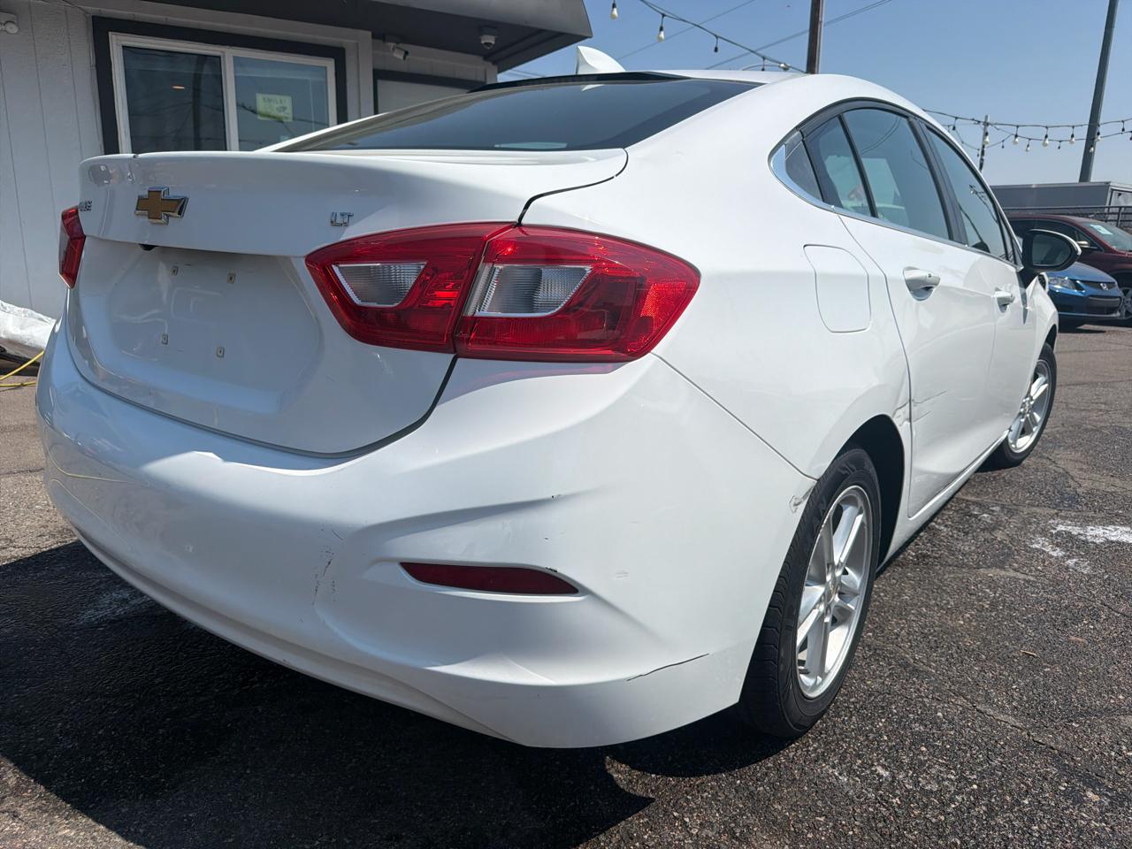 chevrolet cruze 2017 1G1BE5SM8H7171582 image chevrolet cruze 2017 1G1BE5SM8H7171582 image
