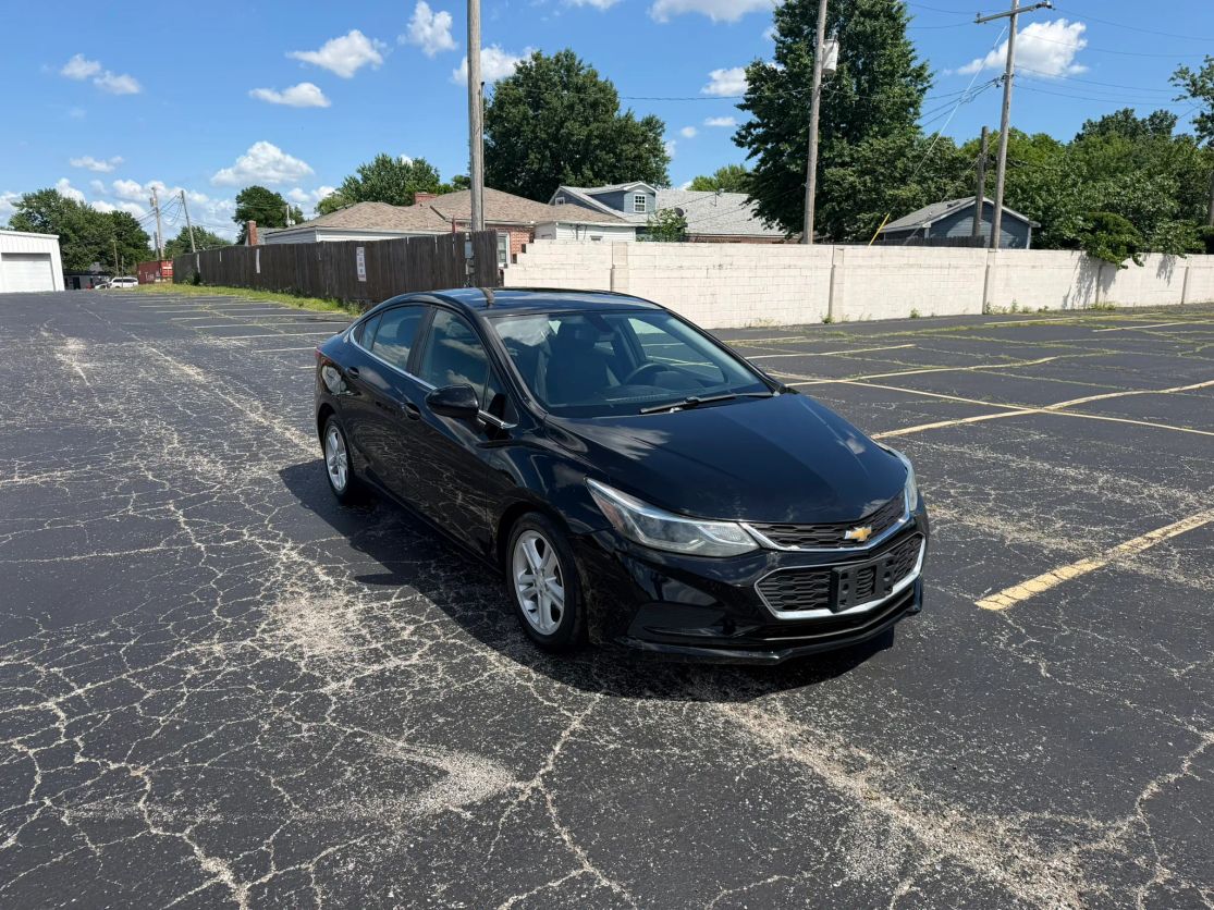 chevrolet cruze 2017 1G1BE5SM2H7215561 image chevrolet cruze 2017 1G1BE5SM2H7215561 image