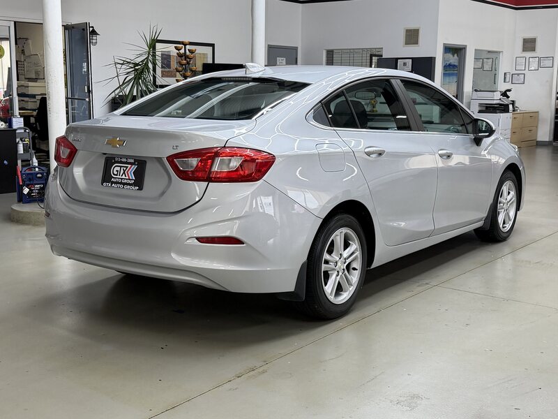 chevrolet cruze 2017 1G1BE5SM3H7121902 image chevrolet cruze 2017 1G1BE5SM3H7121902 image