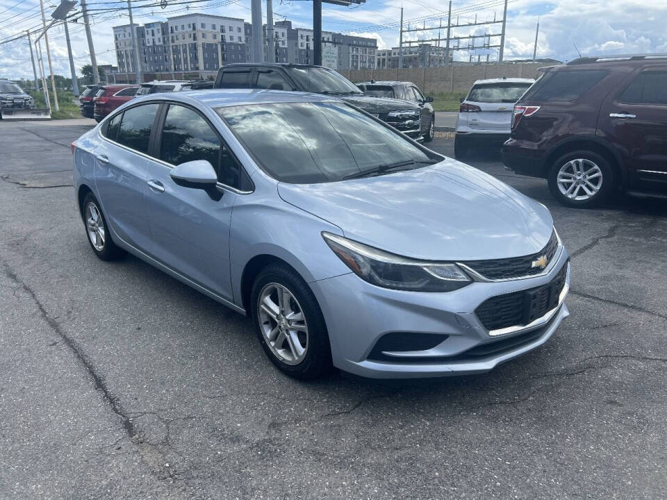 chevrolet cruze 2017 1G1BE5SM0H7207541 image chevrolet cruze 2017 1G1BE5SM0H7207541 image