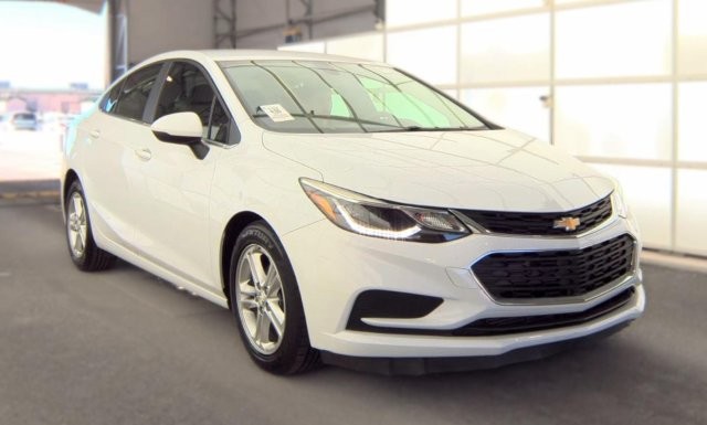 chevrolet cruze 2017 1G1BE5SM0H7166764 image chevrolet cruze 2017 1G1BE5SM0H7166764 image